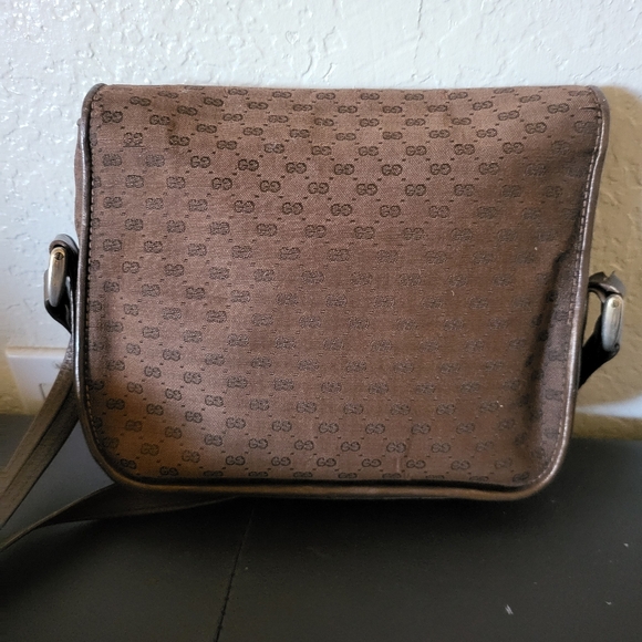 Gucci Brown Monogram Messenger Bag And Wallet - Picture 5 of 13
